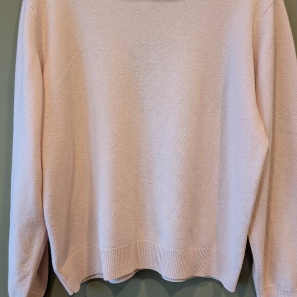 Pringle Scotland 100% Cashmere Pink Turtleneck Size Med Womens VTG 80's Sweater - Picture 3 of 15